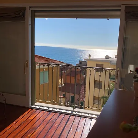 Umi The Sea Nearby Apartment Ospedaletti